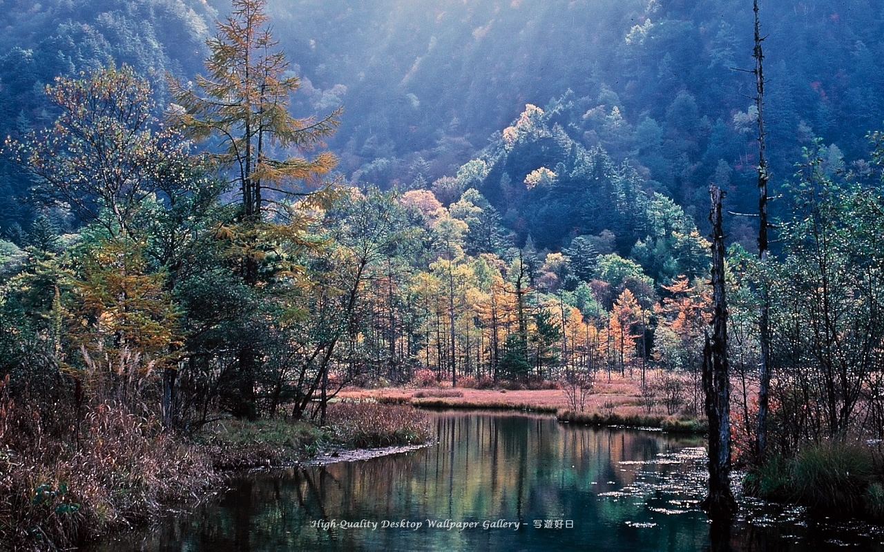 晩秋の田代池（上高地）の高画質・高解像度壁紙／Wallpaper of Kamikochi (1280×800)