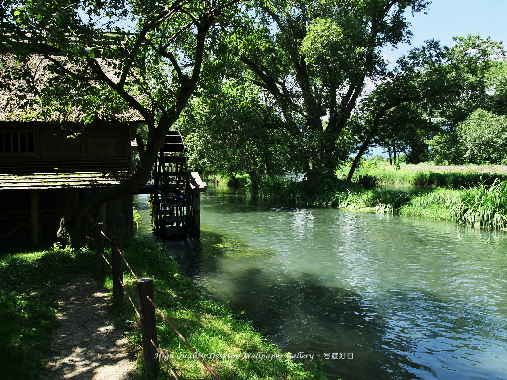 「水車のある風景」の壁紙／Wallpaper of Water　Wheel in Shinshu (1024×768)