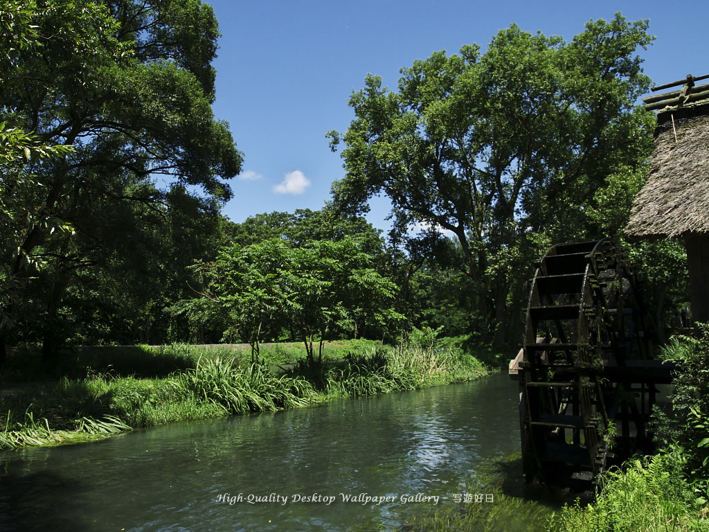 「盛夏の水車」の壁紙／Wallpaper of Water　Wheel in summer (1024×768)